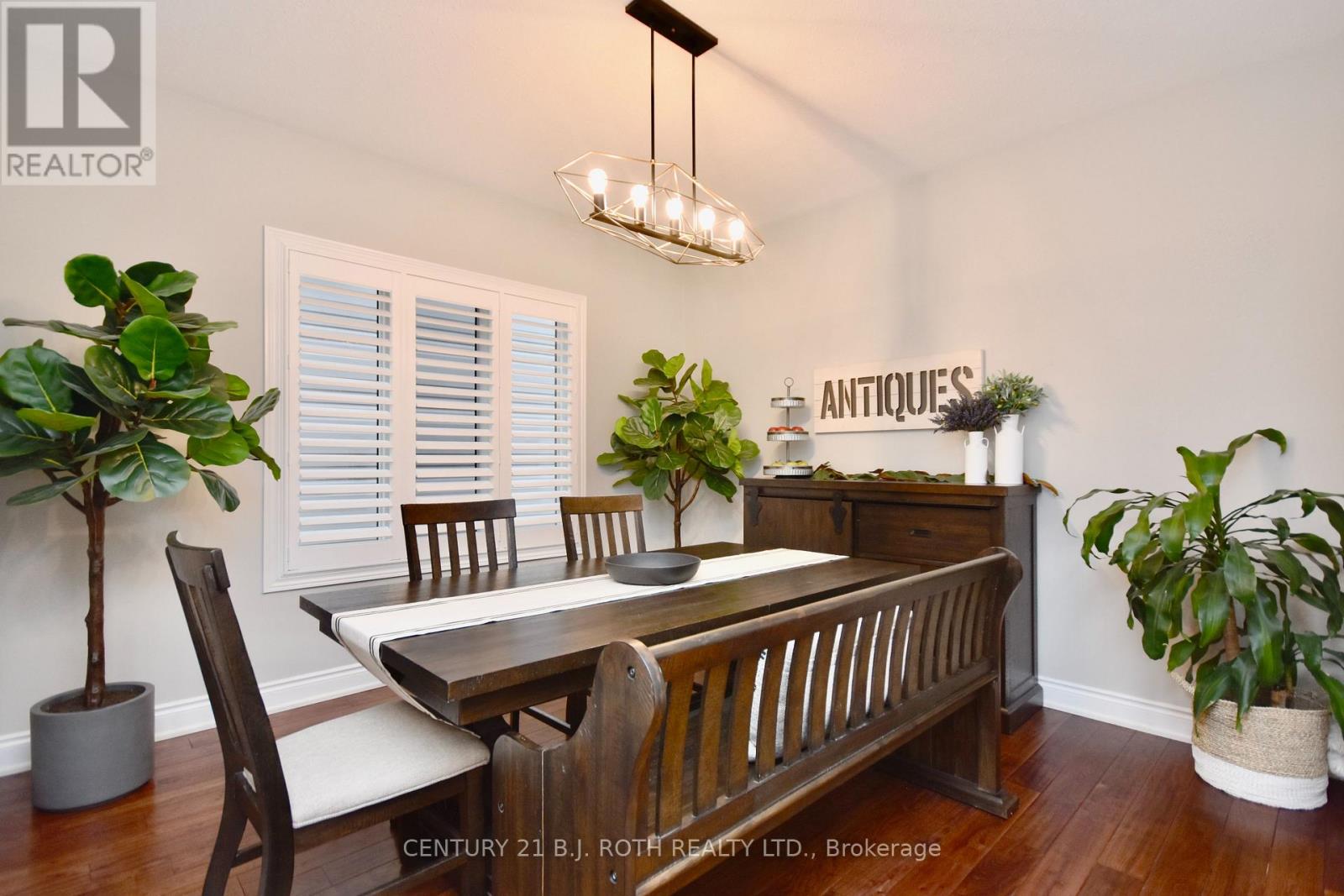 Property at 3089 EMPEROR DRIVE image 5