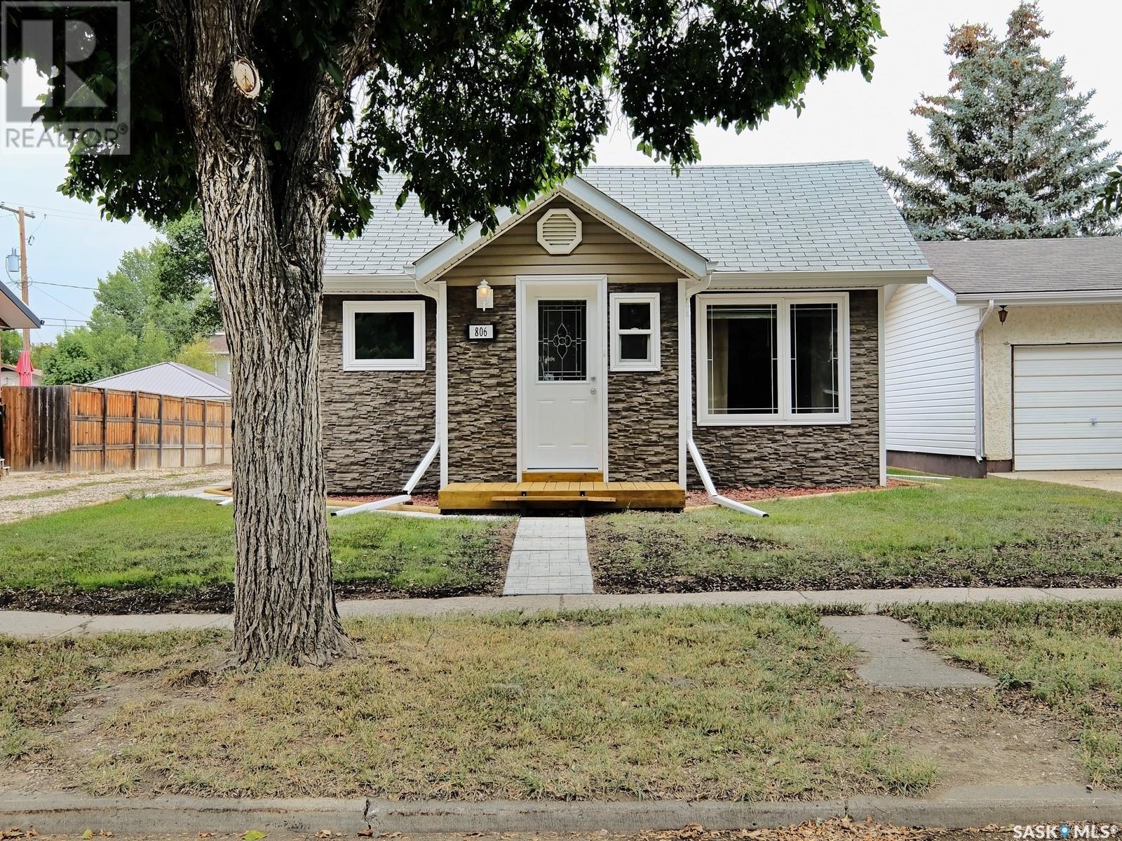 806 George Street, Rosetown, Saskatchewan  S0L 2V0 - Photo 42 - SK996249