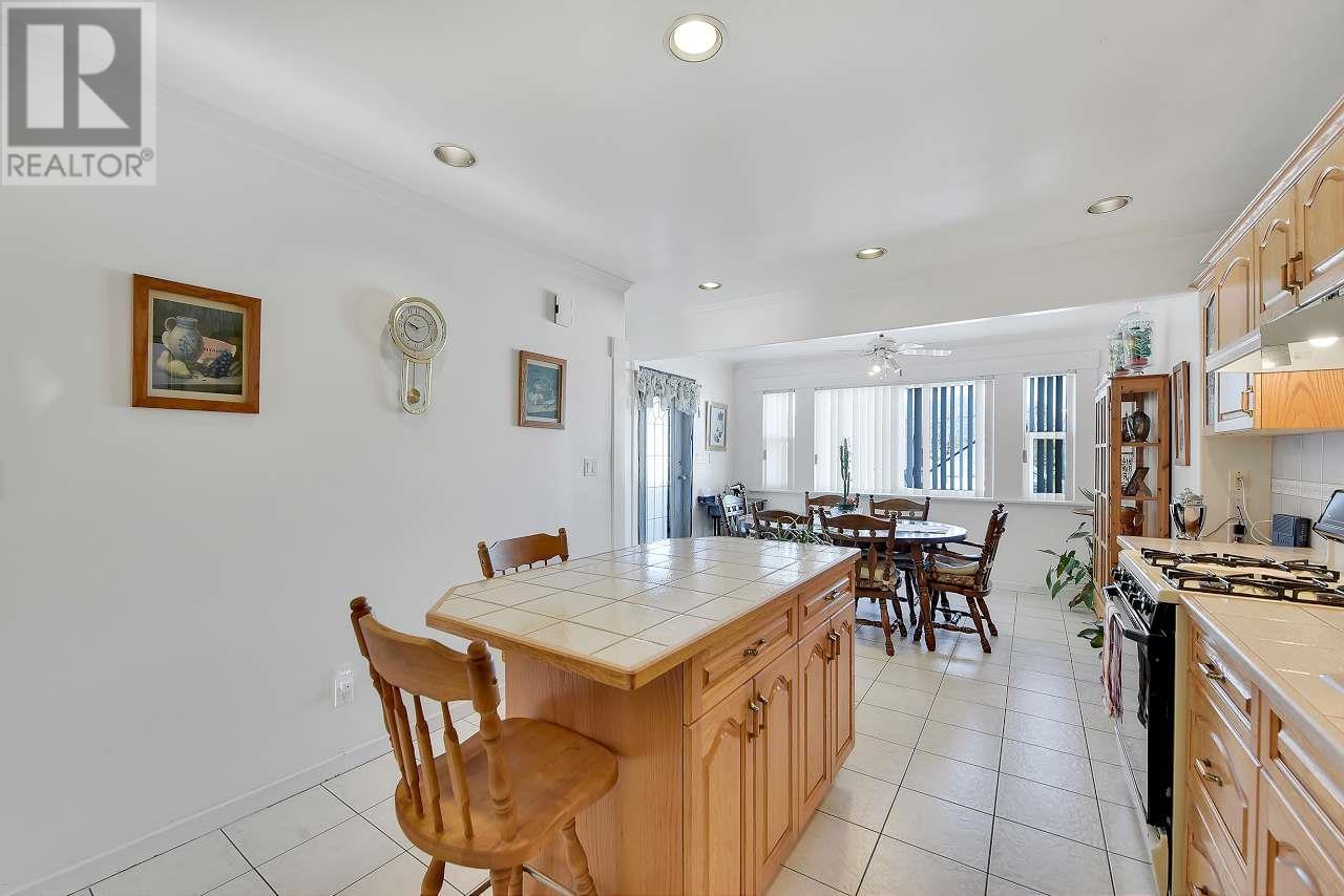 Listing Picture 9 of 37 : 2735 ETON STREET, Vancouver / 溫哥華 - 魯藝地產 Yvonne Lu Group - MLS Medallion Club Member