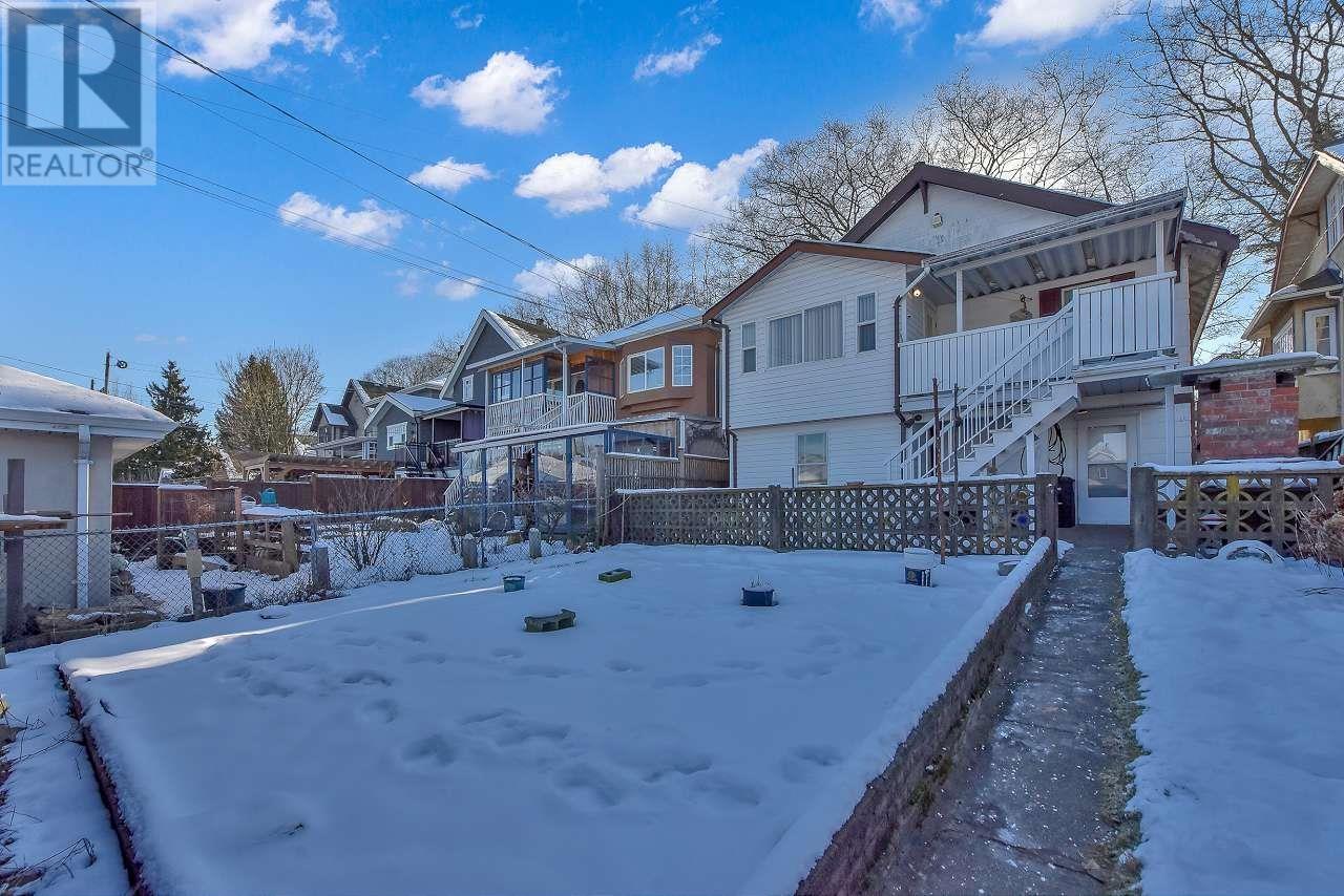 Listing Picture 30 of 37 : 2735 ETON STREET, Vancouver / 溫哥華 - 魯藝地產 Yvonne Lu Group - MLS Medallion Club Member