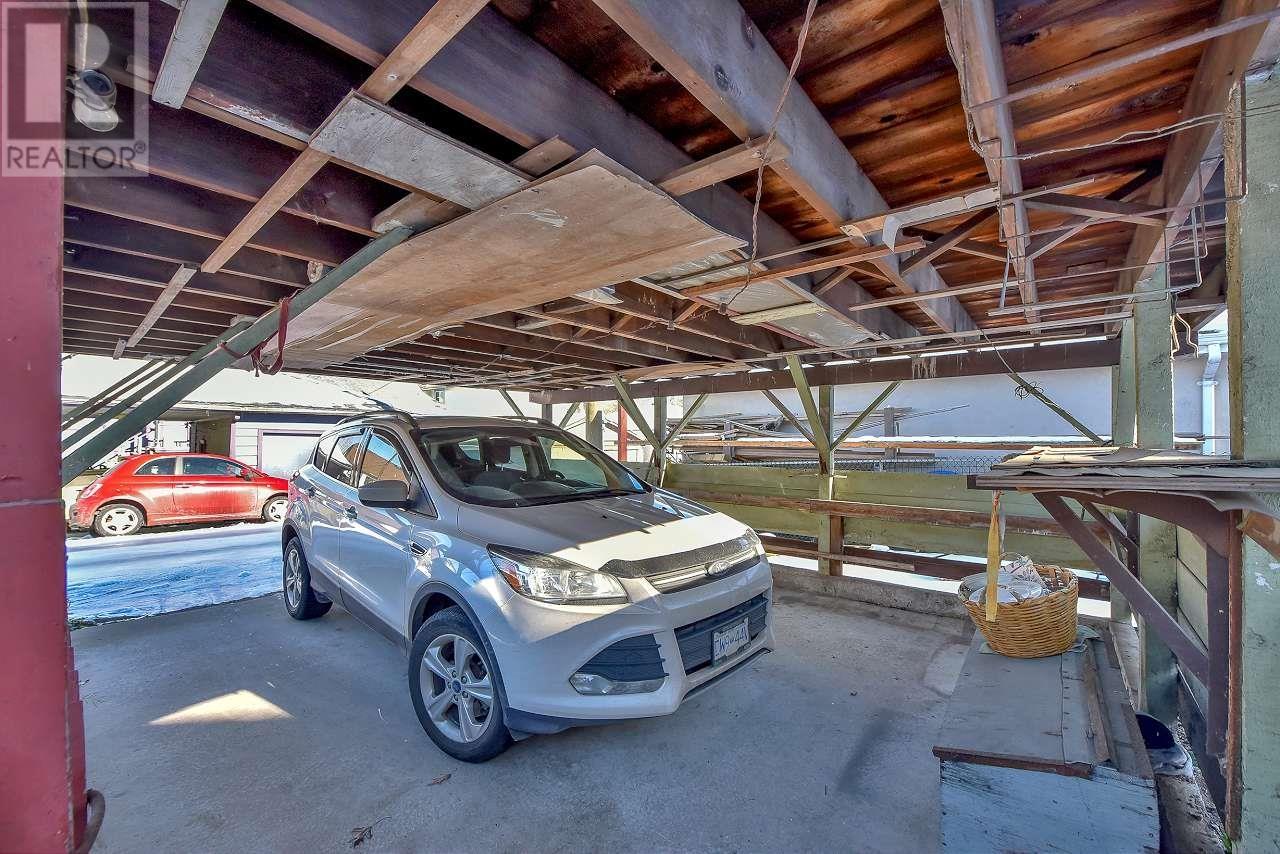 Listing Picture 33 of 37 : 2735 ETON STREET, Vancouver / 溫哥華 - 魯藝地產 Yvonne Lu Group - MLS Medallion Club Member