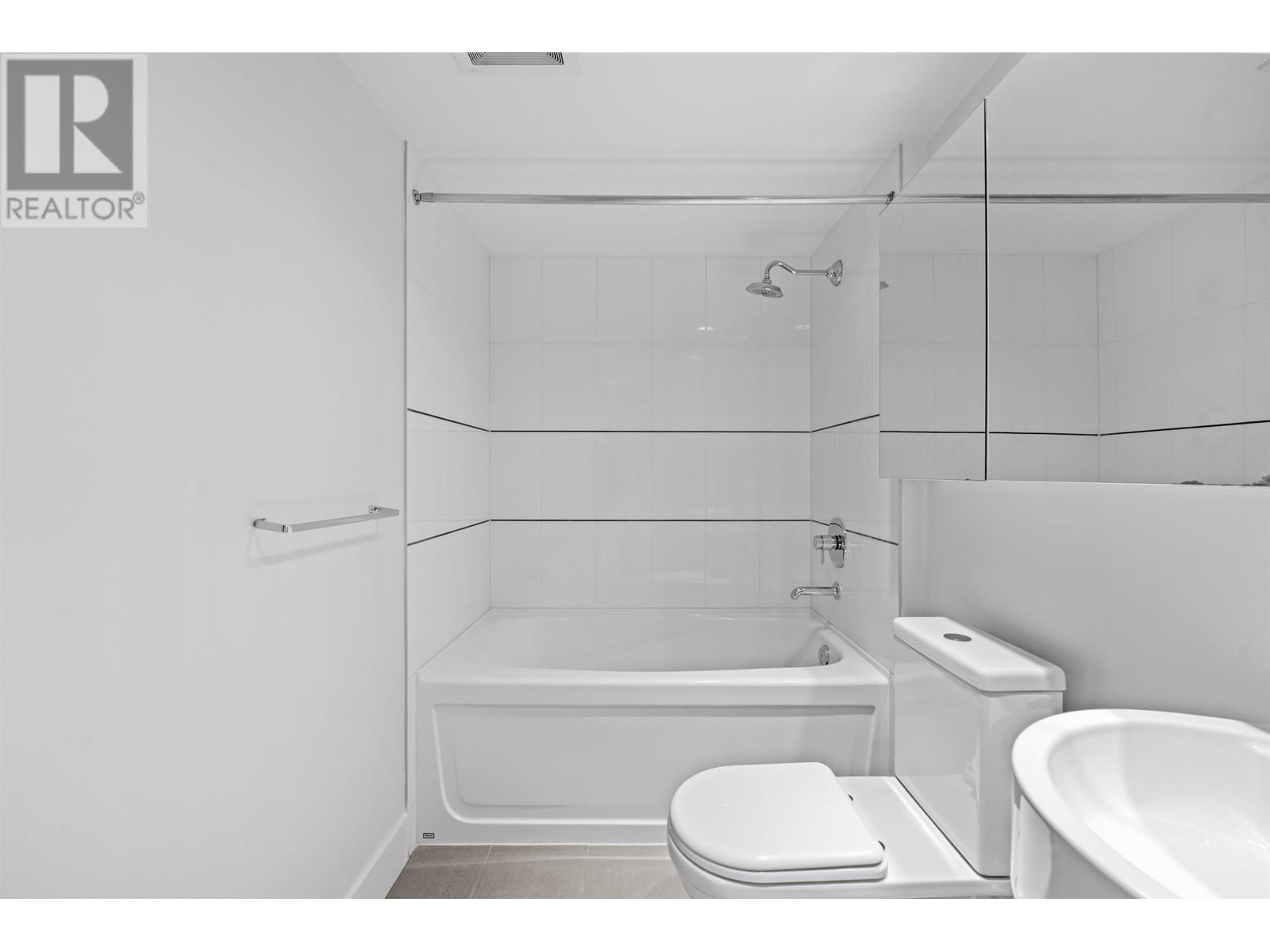 604 565 Smithe Street, Vancouver, British Columbia  V6B 0E4 - Photo 14 - R2968797