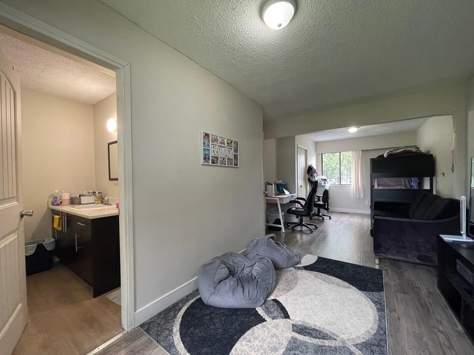 10582 144 Street, Surrey, British Columbia  V3T 4V7 - Photo 7 - R2968771