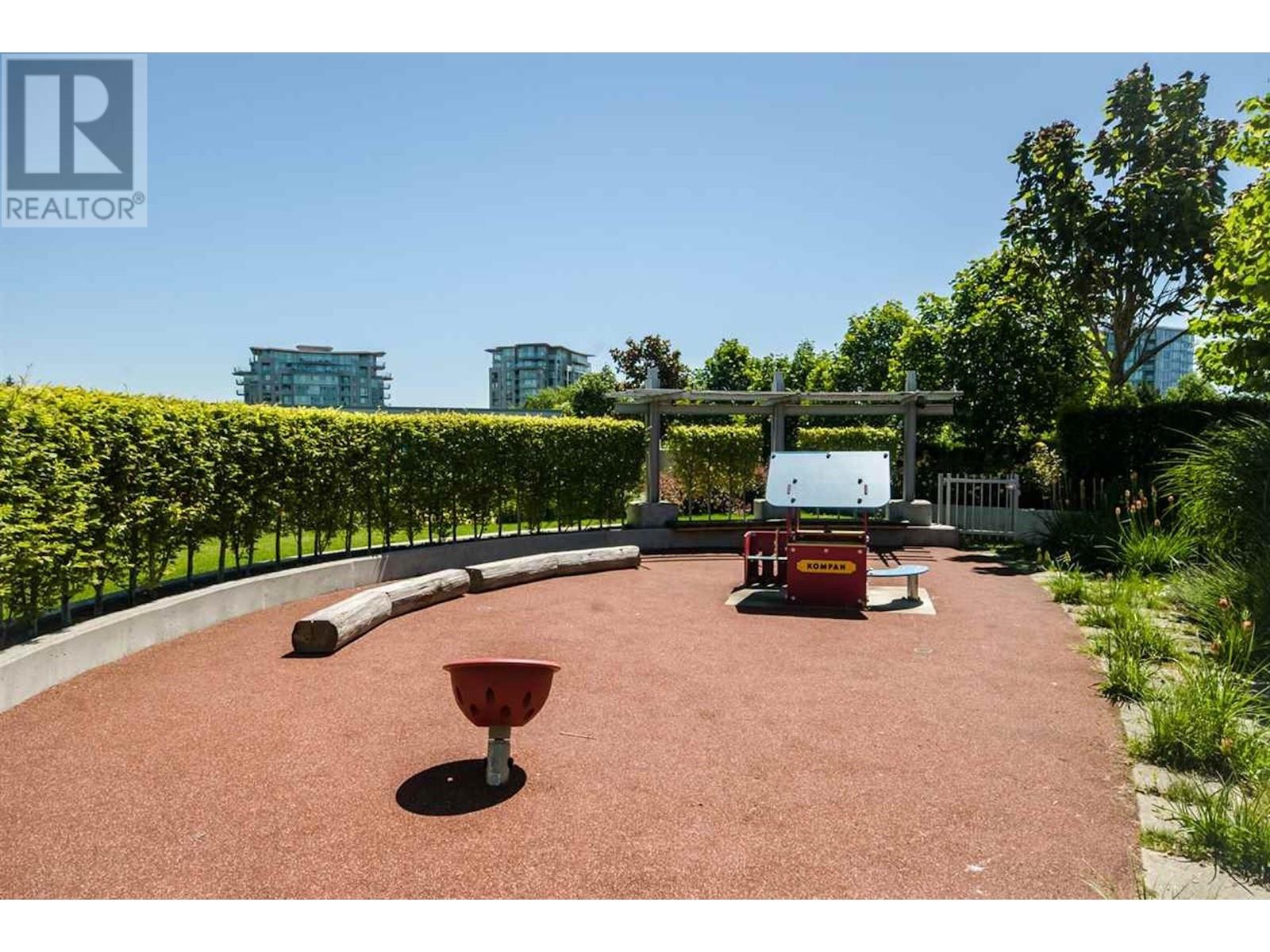 Listing Picture 13 of 13 : 808 6733 BUSWELL STREET, Richmond / 烈治文 - 魯藝地產 Yvonne Lu Group - MLS Medallion Club Member