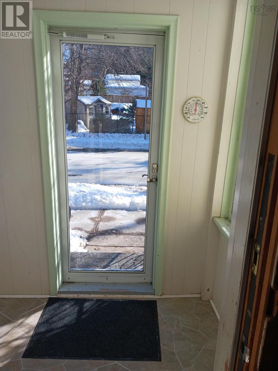 7 Alice Street, Truro, Nova Scotia  B2N 2M4 - Photo 17 - 202503274