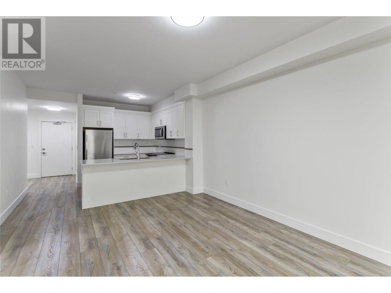 207 22577 Royal Crescent, Maple Ridge, British Columbia  V2X 2M2 - Photo 7 - R2968526
