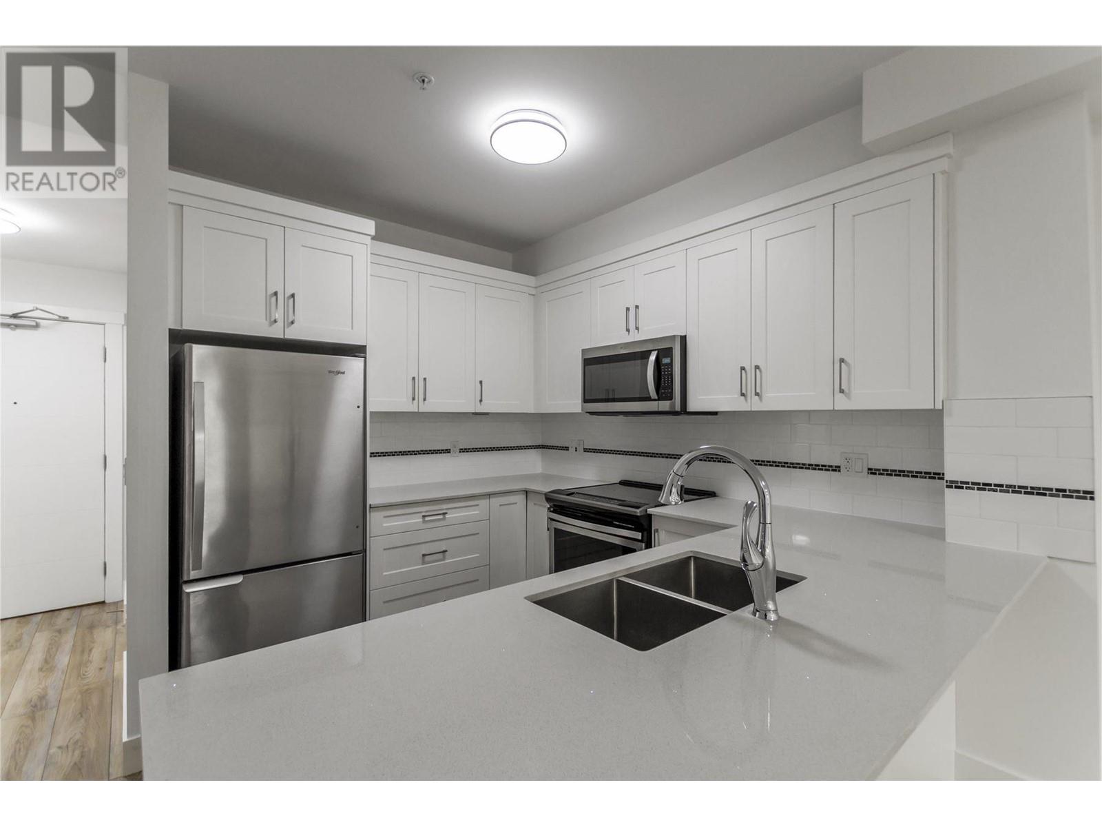 207 22577 Royal Crescent, Maple Ridge, British Columbia  V2X 2M2 - Photo 8 - R2968526