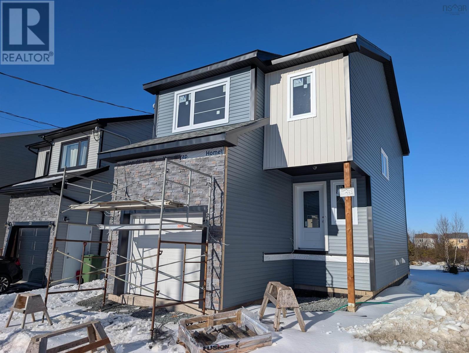 132 Lier Ridge, Halifax, Nova Scotia  B3P 0E2 - Photo 1 - 202503275