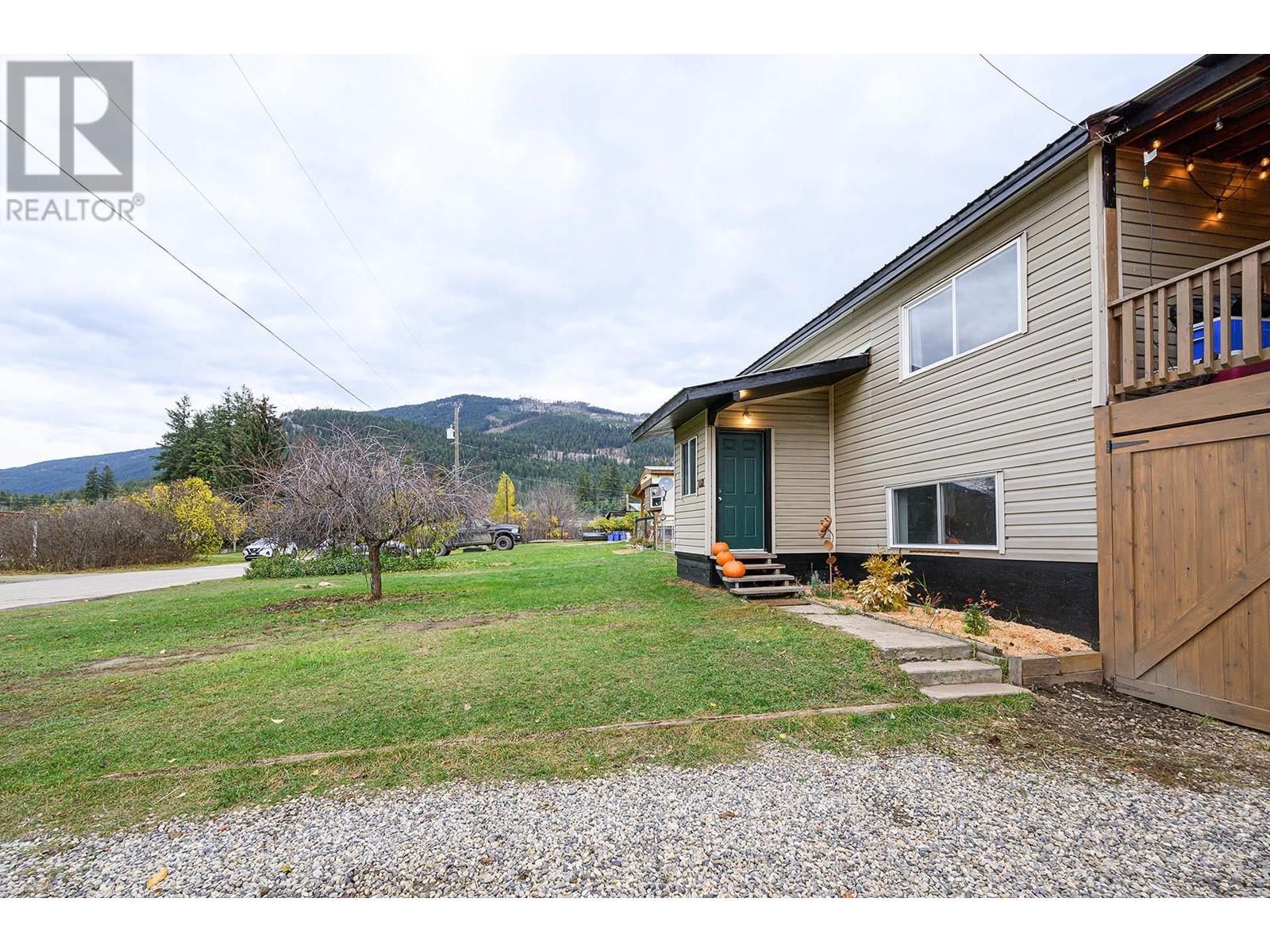272 Guru Nanak Place, Clearwater, British Columbia  V0E 3A0 - Photo 41 - 10336045