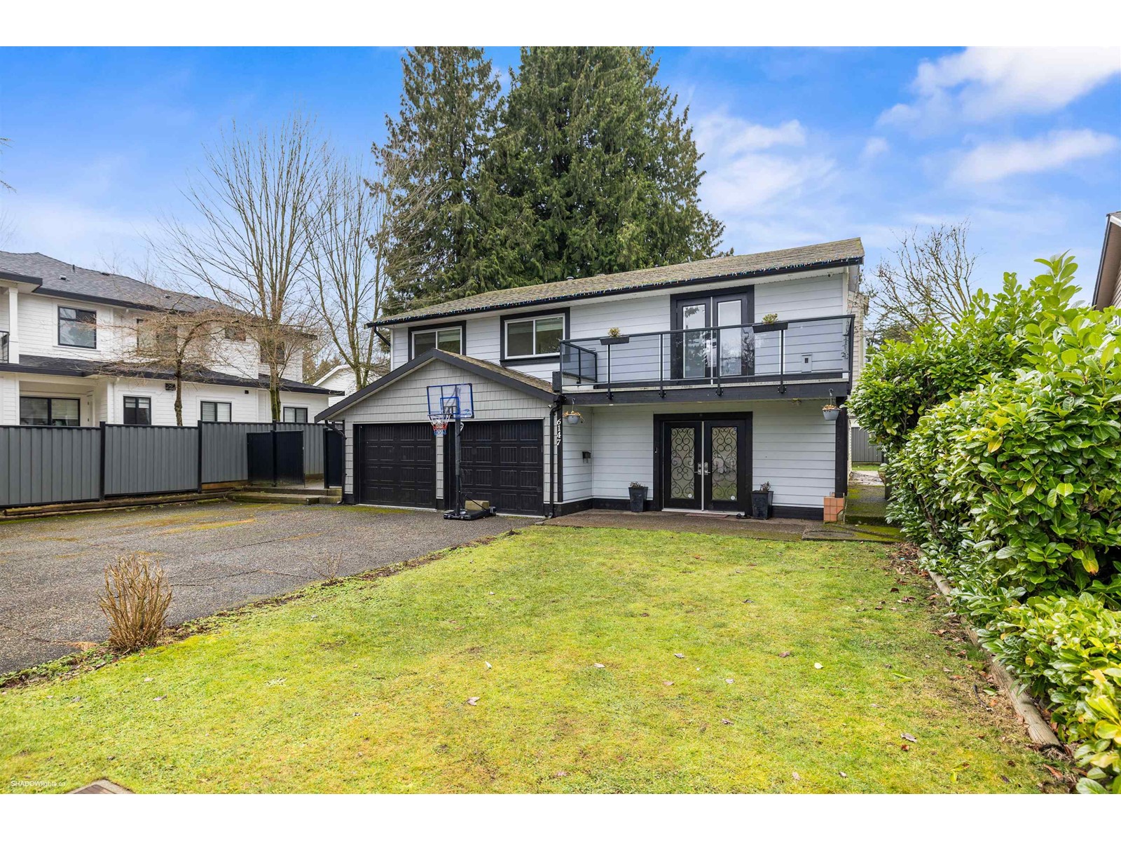 Property at 6147 131 STREET image 2