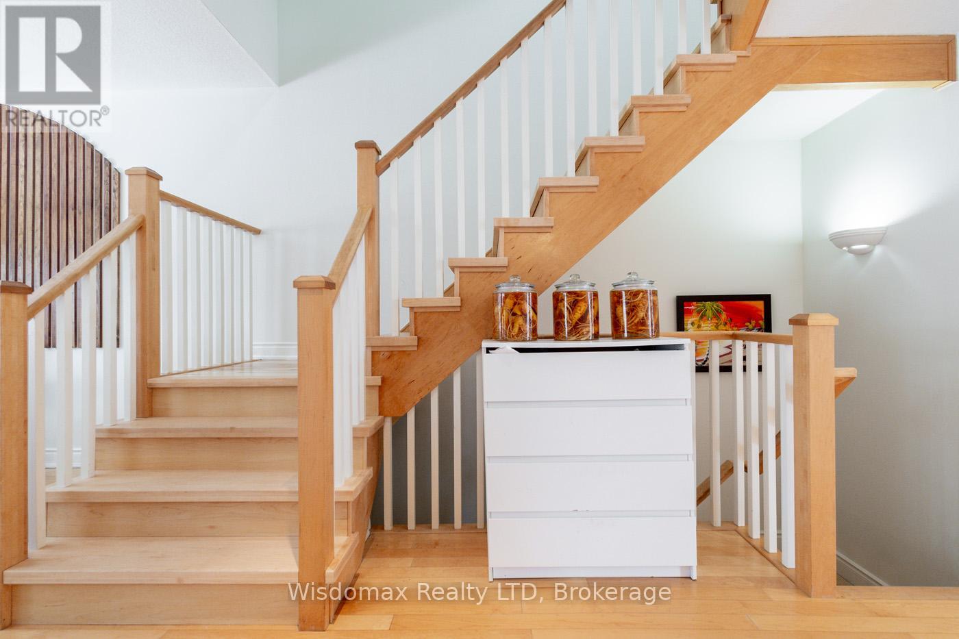 Property at 5 - 31 SUNVALE PLACE N image 5