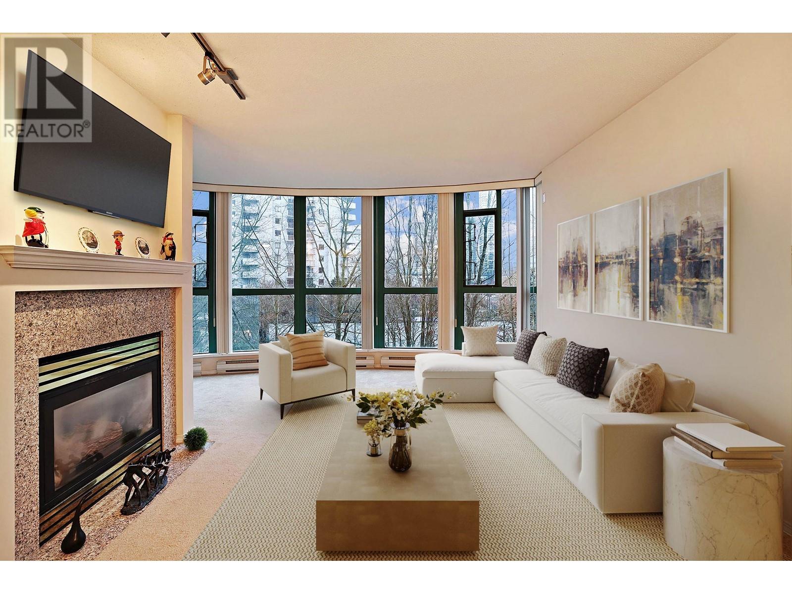 Listing Picture 4 of 26 : 303 5833 WILSON AVENUE, Burnaby / 本拿比 - 魯藝地產 Yvonne Lu Group - MLS Medallion Club Member
