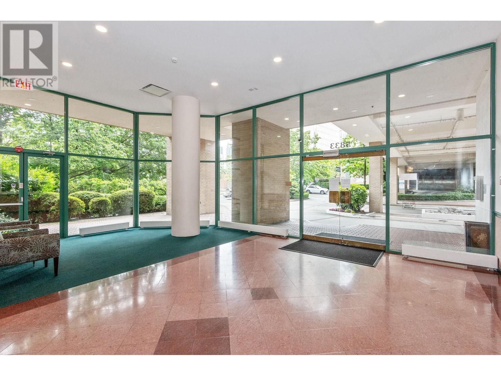 Listing Picture 25 of 26 : 303 5833 WILSON AVENUE, Burnaby / 本拿比 - 魯藝地產 Yvonne Lu Group - MLS Medallion Club Member