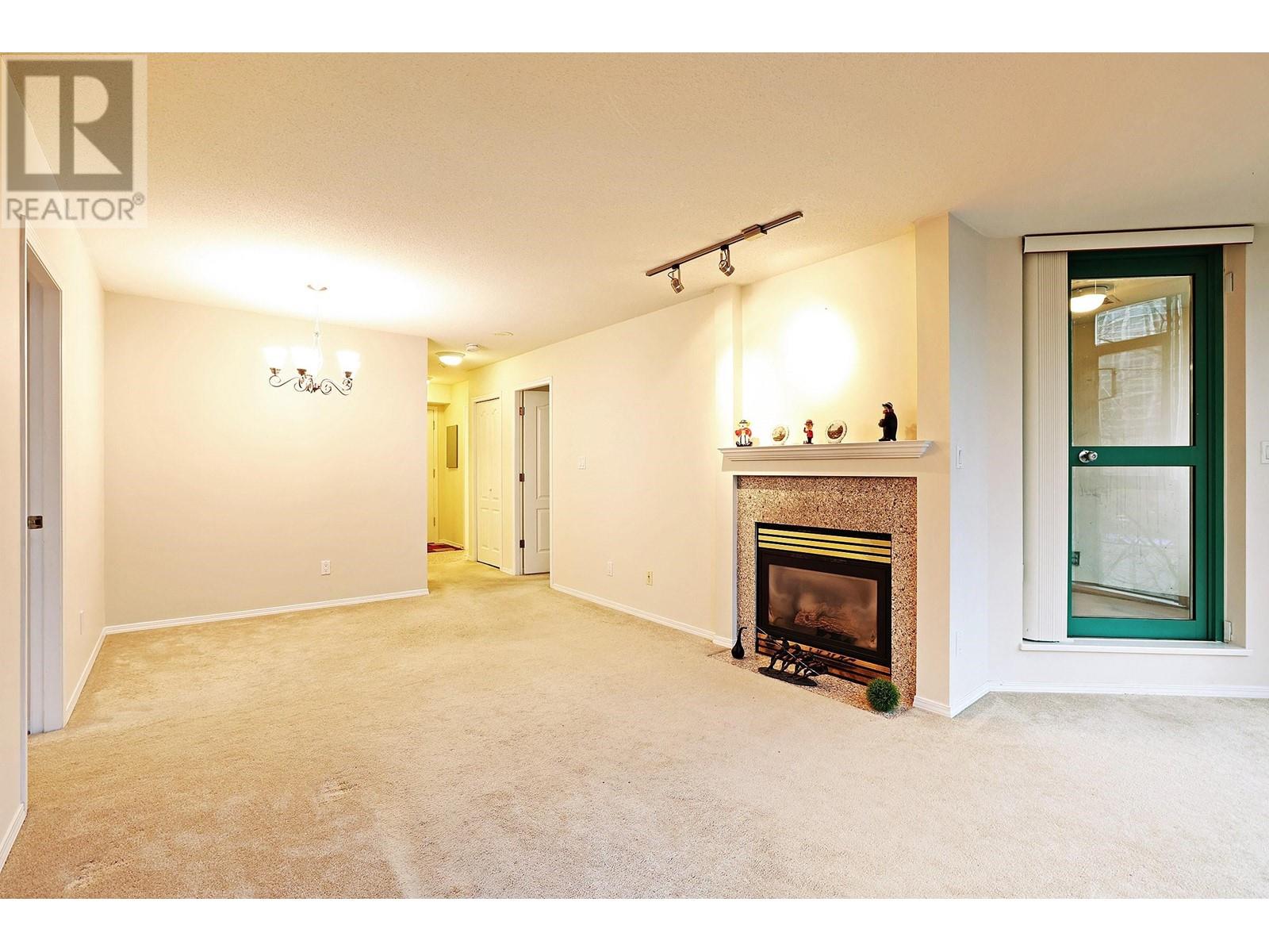 Listing Picture 6 of 26 : 303 5833 WILSON AVENUE, Burnaby / 本拿比 - 魯藝地產 Yvonne Lu Group - MLS Medallion Club Member