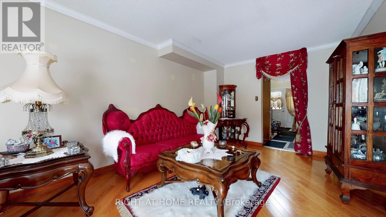 15 Cog Hill Drive, Vaughan, Ontario  L4K 1M6 - Photo 9 - N11980759