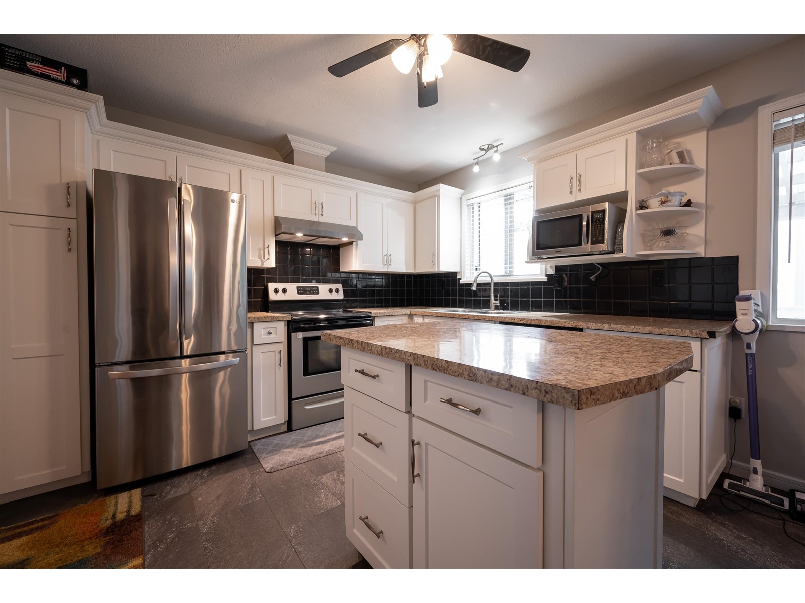 35088 Mt Blanchard Drive, Abbotsford, British Columbia  V2S 6T3 - Photo 20 - R2966625
