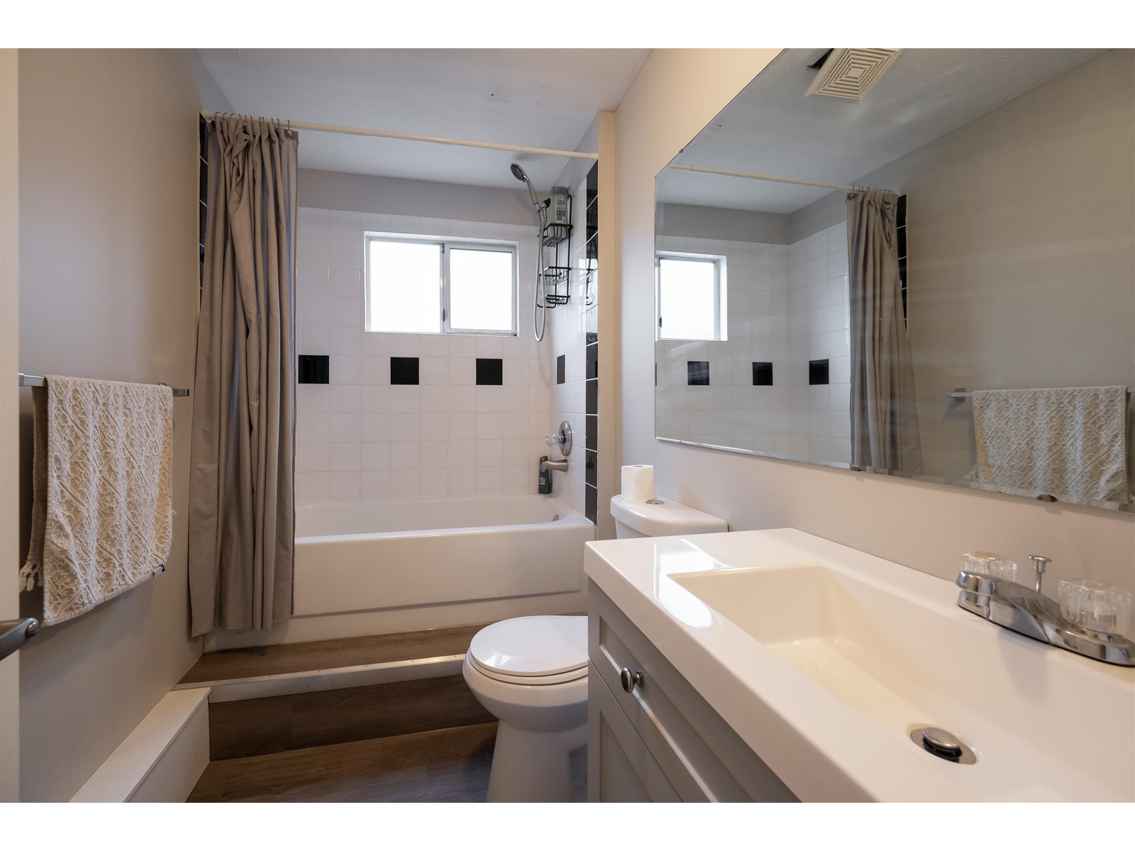 35088 Mt Blanchard Drive, Abbotsford, British Columbia  V2S 6T3 - Photo 8 - R2966625