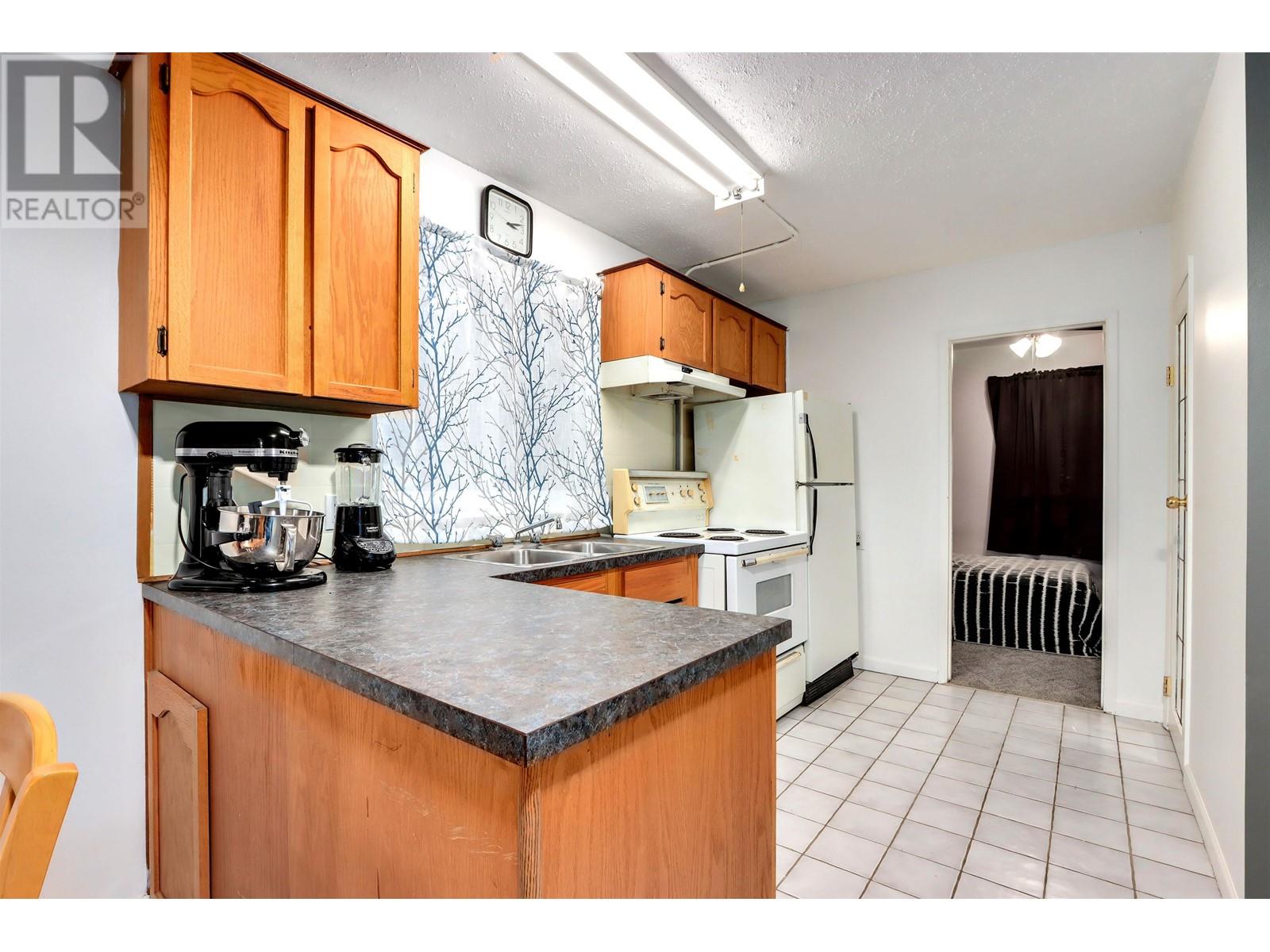 1951 Austin Avenue, Coquitlam, British Columbia  V3K 3R5 - Photo 13 - R2949661