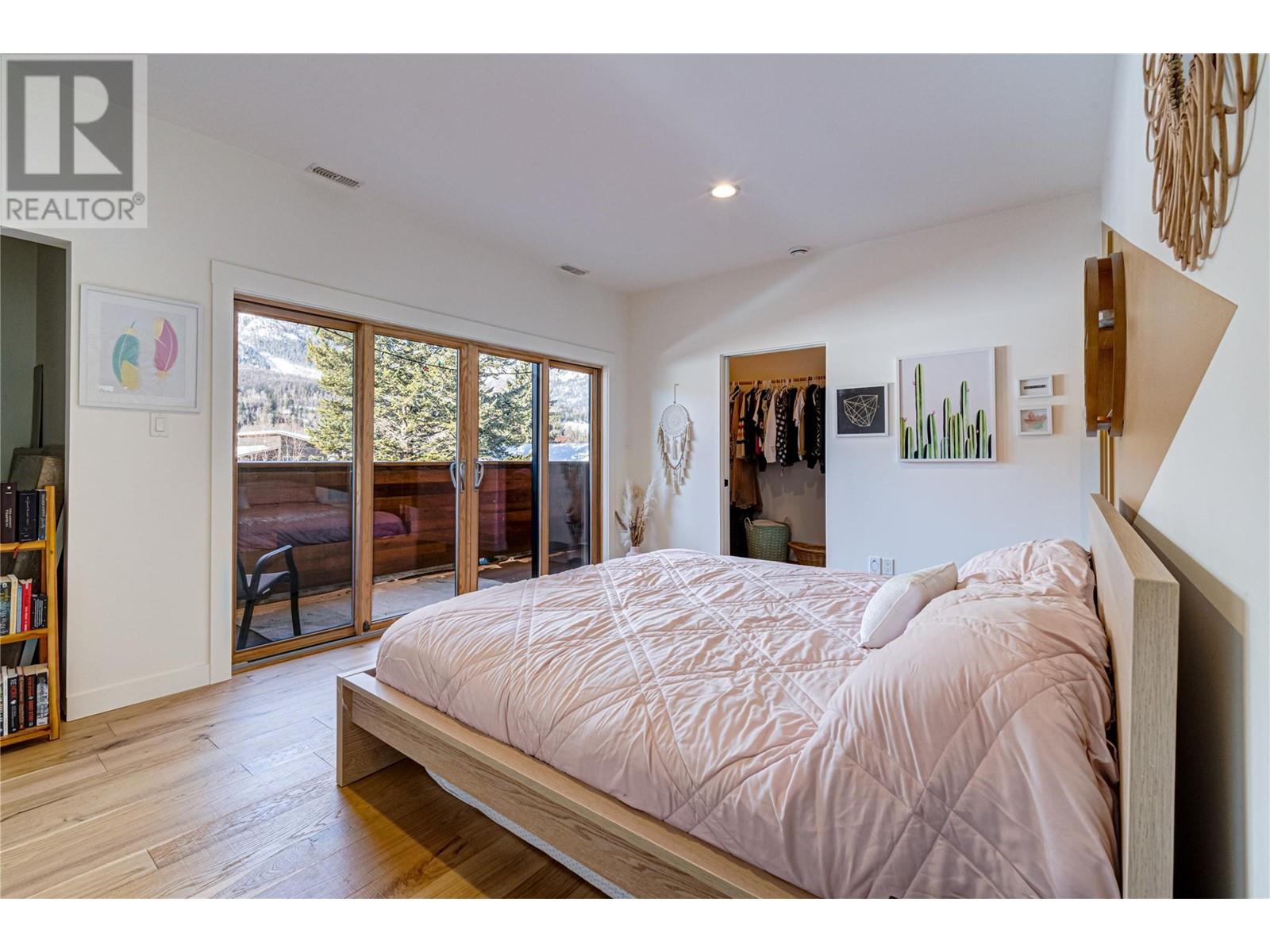 641 7th Avenue, Fernie, British Columbia  V0B 1M0 - Photo 27 - 10335224