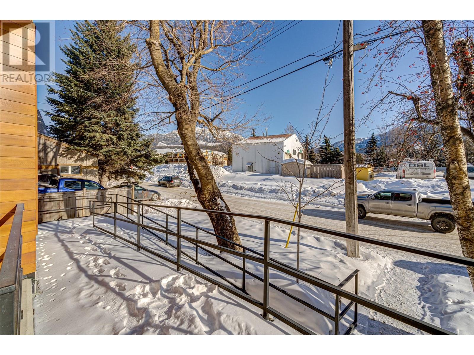 641 7th Avenue, Fernie, British Columbia  V0B 1M0 - Photo 64 - 10335224