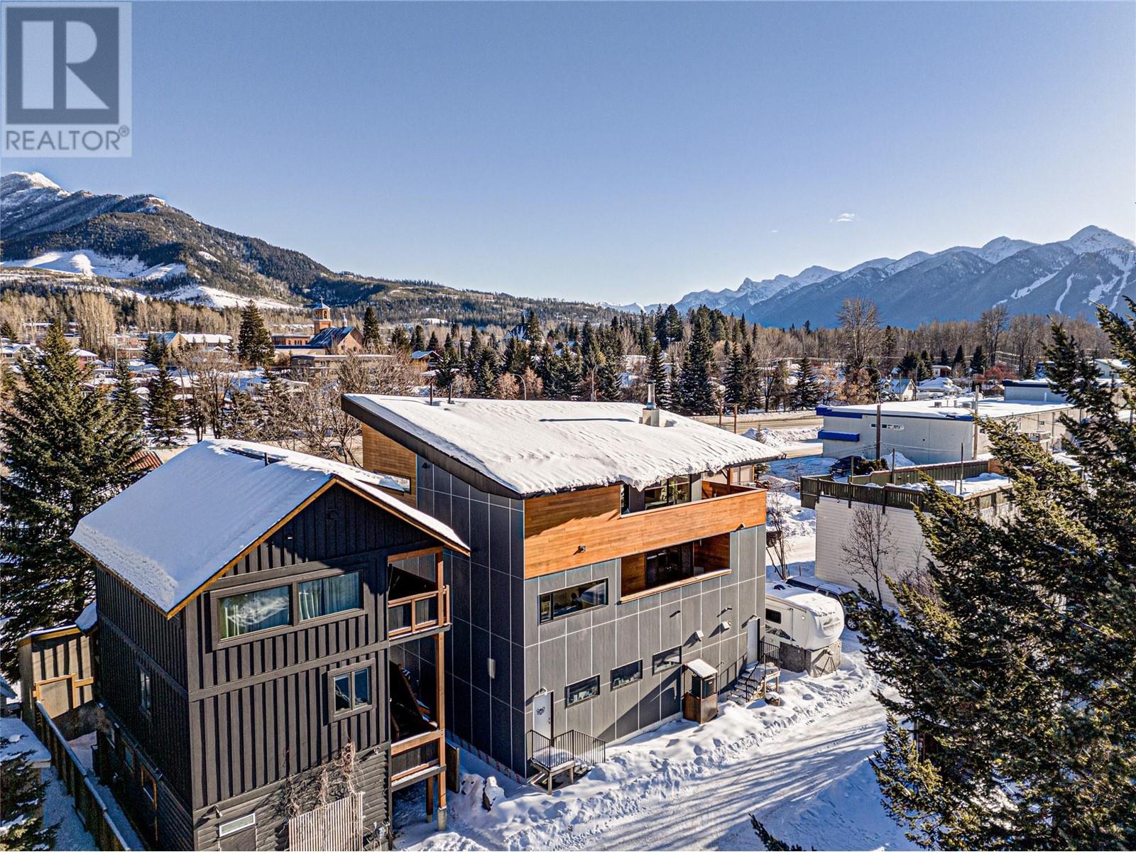 641 7th Avenue, Fernie, British Columbia  V0B 1M0 - Photo 69 - 10335224