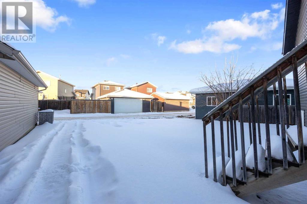 161 Robinson Lane, Fort Mcmurray, Alberta  T9J 1L8 - Photo 19 - A2195726