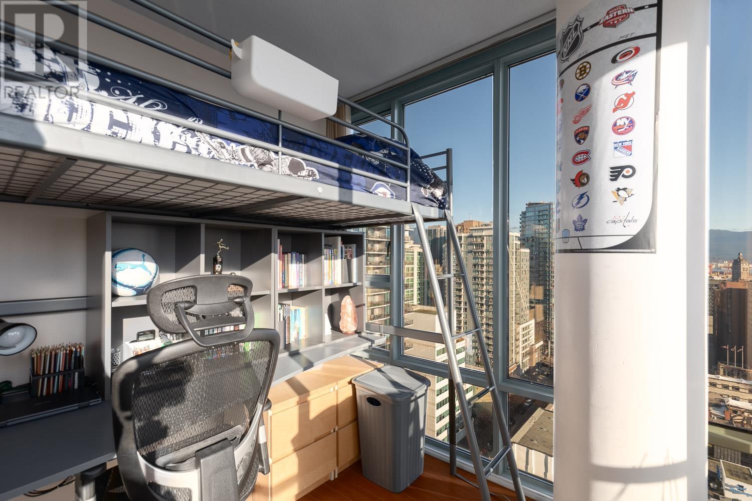 Listing Picture 21 of 31 : 2701 930 CAMBIE STREET, Vancouver / 溫哥華 - 魯藝地產 Yvonne Lu Group - MLS Medallion Club Member