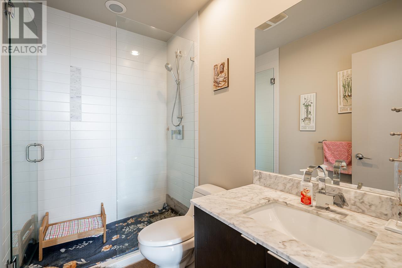 Listing Picture 24 of 37 : PH2 7328 ARCOLA STREET, Burnaby / 本拿比 - 魯藝地產 Yvonne Lu Group - MLS Medallion Club Member