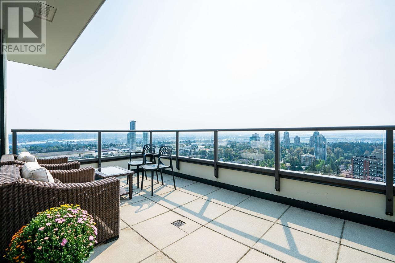 Listing Picture 29 of 37 : PH2 7328 ARCOLA STREET, Burnaby / 本拿比 - 魯藝地產 Yvonne Lu Group - MLS Medallion Club Member