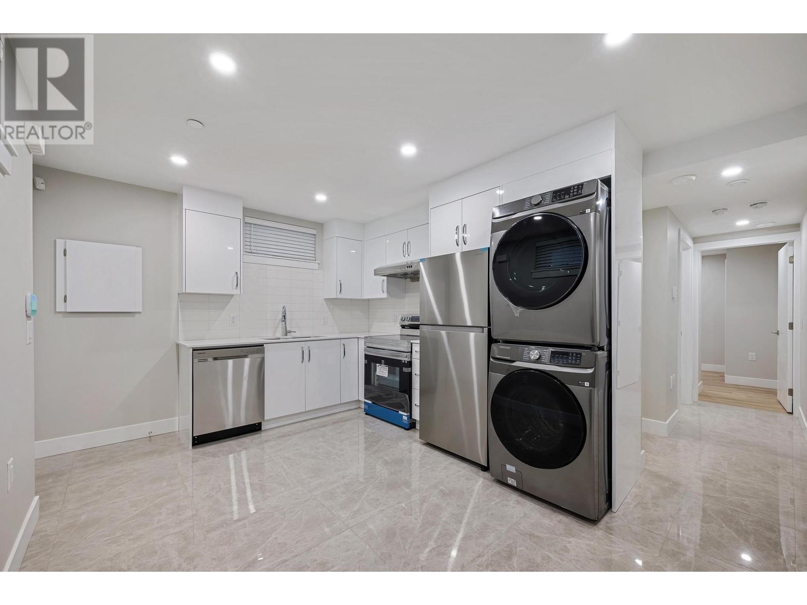 2216 E 38th Avenue, Vancouver, British Columbia  V5P 1H1 - Photo 26 - R2968894