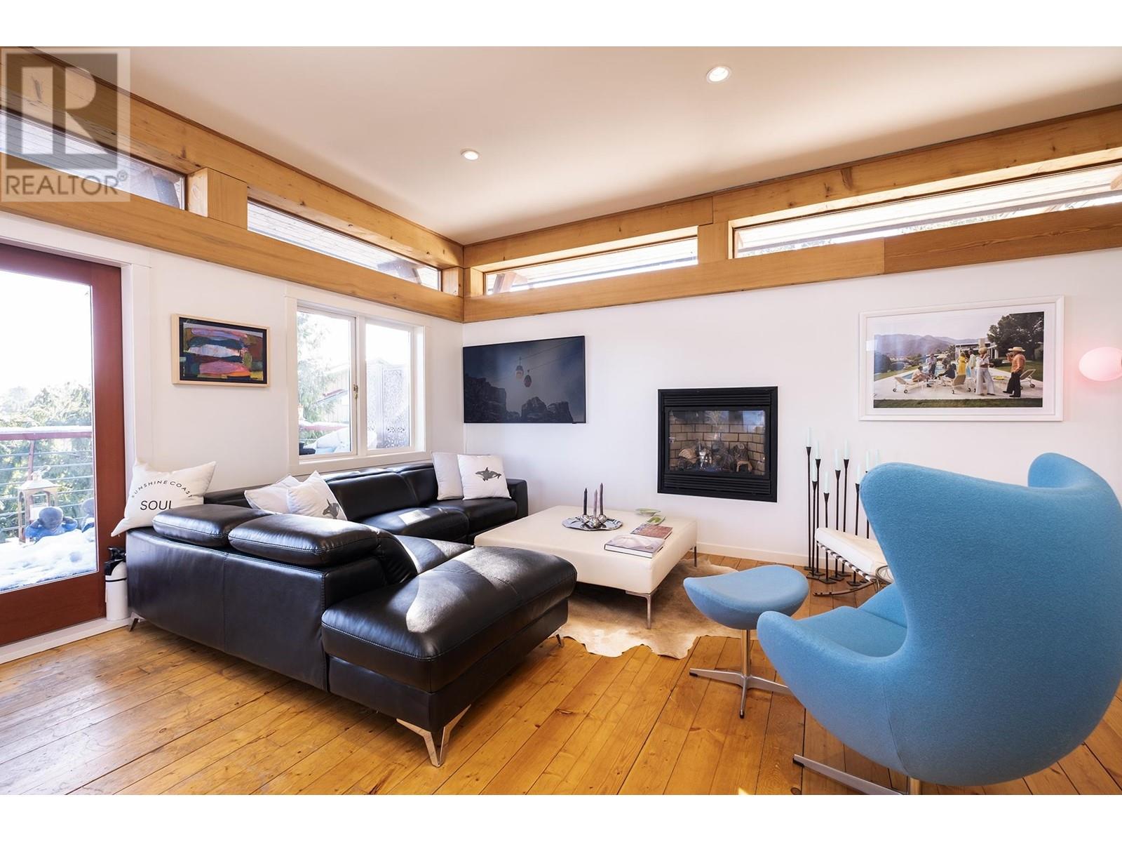 Property at 557 CENTRAL AVENUE image 5