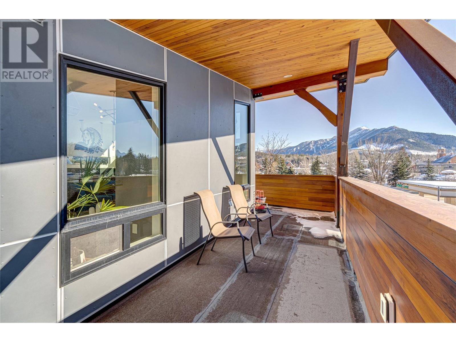 641 7th Avenue, Fernie, British Columbia  V0B 1M0 - Photo 21 - 10335227