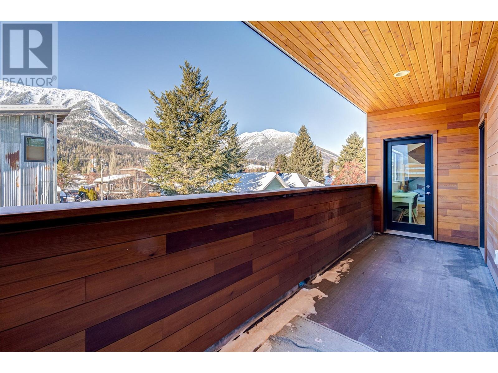 641 7th Avenue, Fernie, British Columbia  V0B 1M0 - Photo 38 - 10335227
