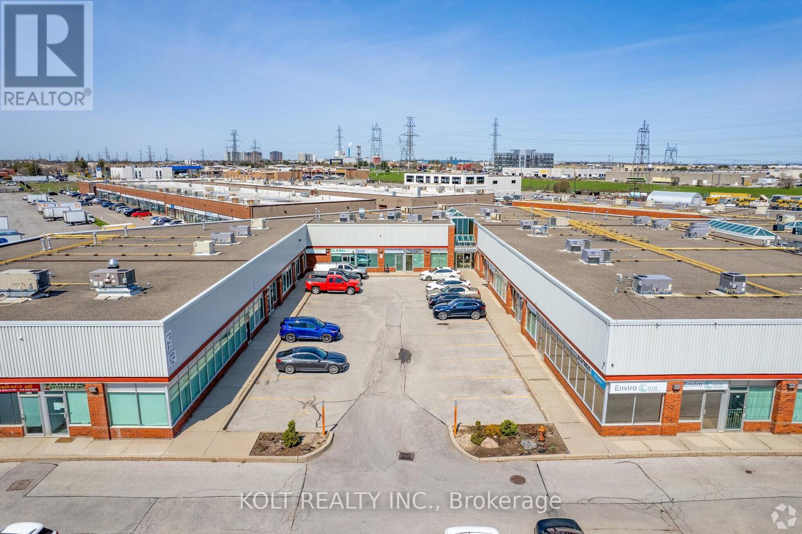 31 & 32 - 850 TAPSCOTT ROAD, Toronto, Ontario