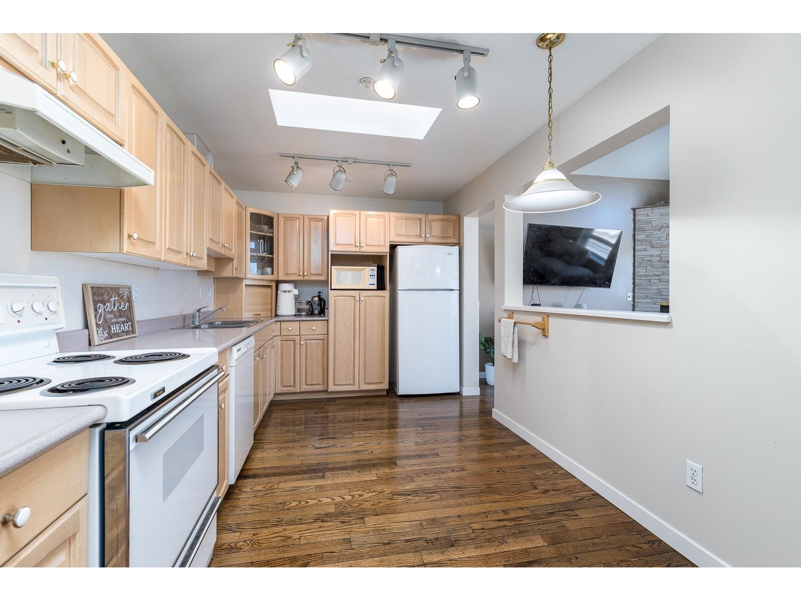 413 32044 Old Yale Road, Abbotsford, British Columbia  V2T 2C9 - Photo 11 - R2967273