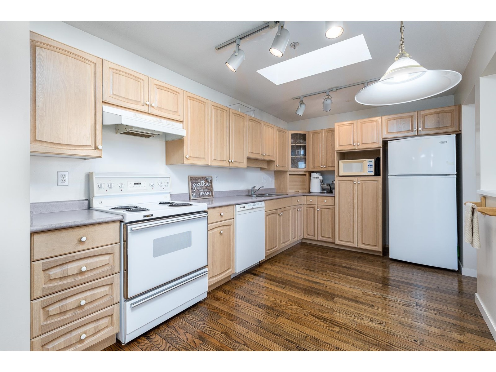 413 32044 Old Yale Road, Abbotsford, British Columbia  V2T 2C9 - Photo 10 - R2967273