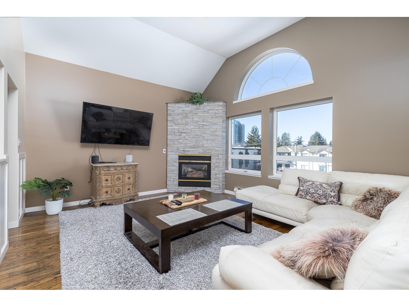 413 32044 Old Yale Road, Abbotsford, British Columbia  V2T 2C9 - Photo 4 - R2967273