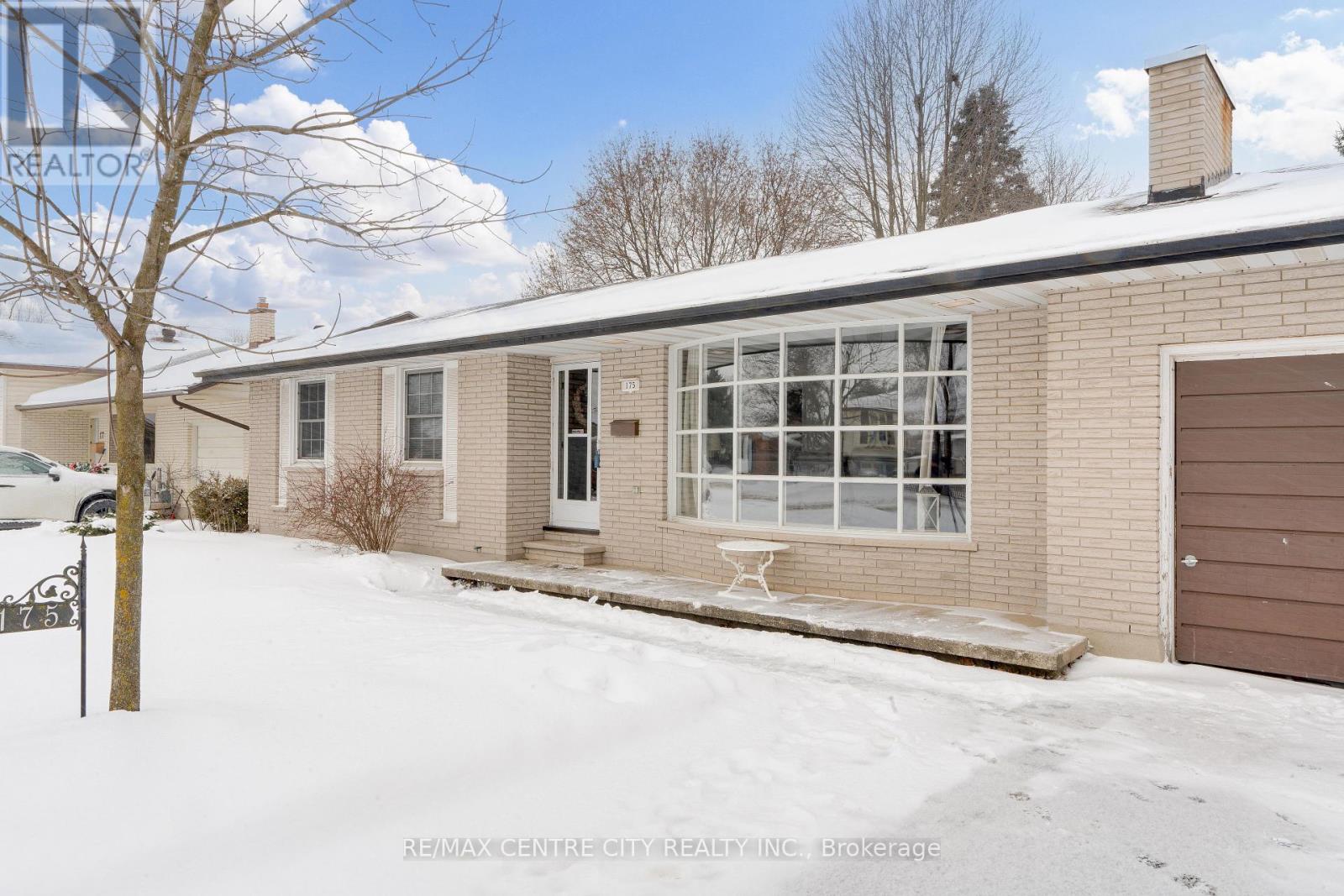 175 Ontario Street W, Strathroy-Caradoc, Ontario  N7G 1B8 - Photo 2 - X11980903