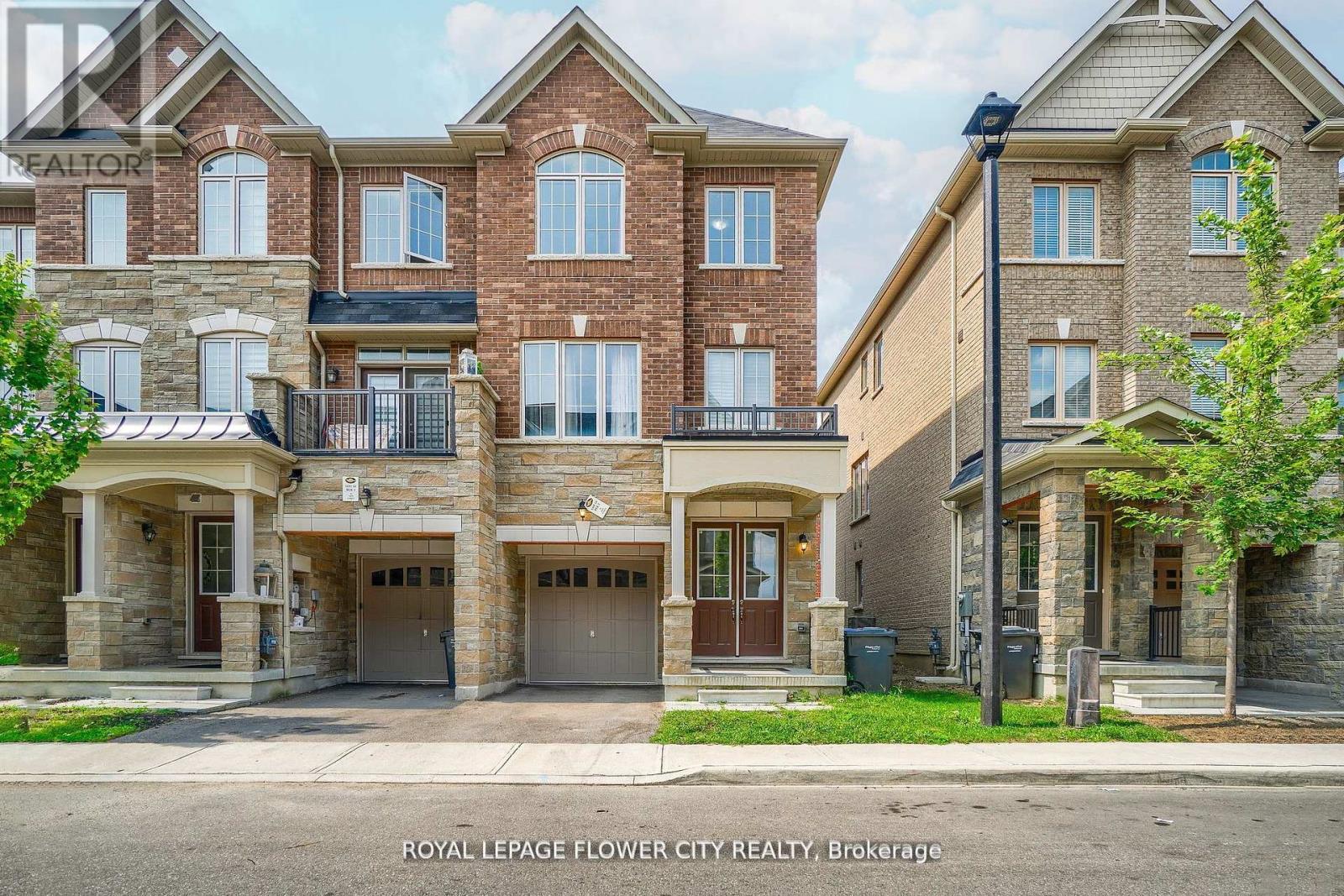 14 FAYE STREET, Brampton, Ontario