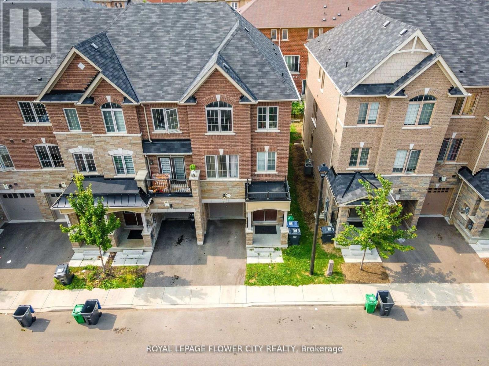 Property at 14 FAYE STREET image 2