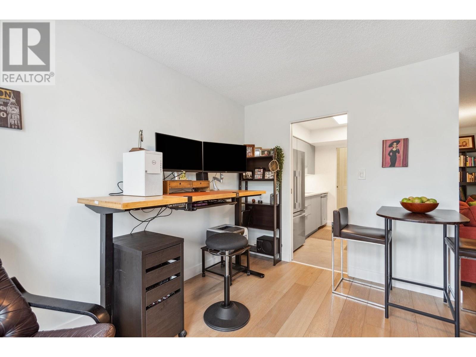 Listing Picture 11 of 28 : 608 2101 MCMULLEN AVENUE, Vancouver / 溫哥華 - 魯藝地產 Yvonne Lu Group - MLS Medallion Club Member