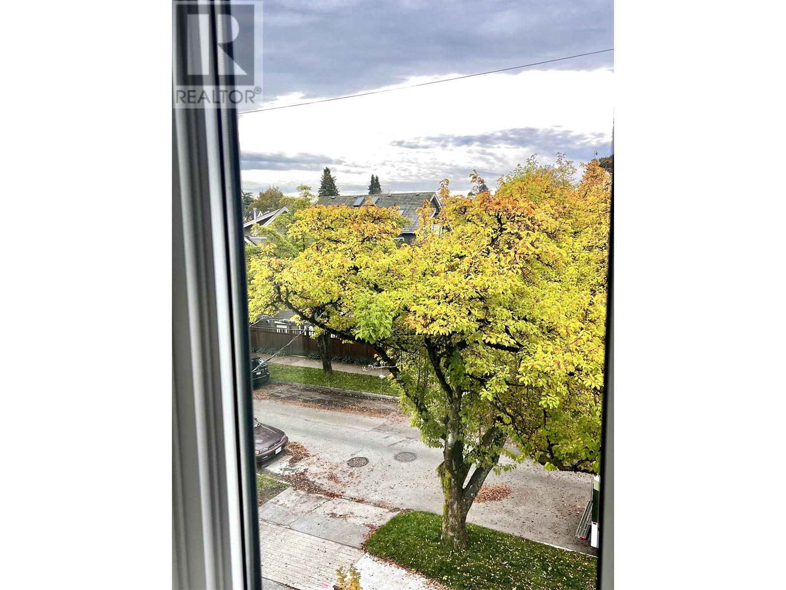 Listing Picture 10 of 20 : 2721 W 7TH AVENUE, Vancouver / 溫哥華 - 魯藝地產 Yvonne Lu Group - MLS Medallion Club Member