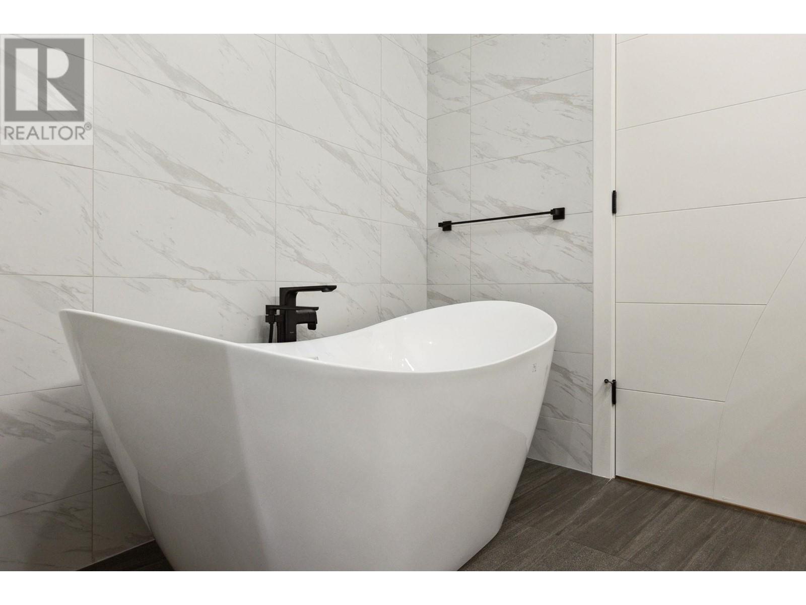 2727 W 7th Avenue, Vancouver, British Columbia  V6K 1Z3 - Photo 12 - R2968907