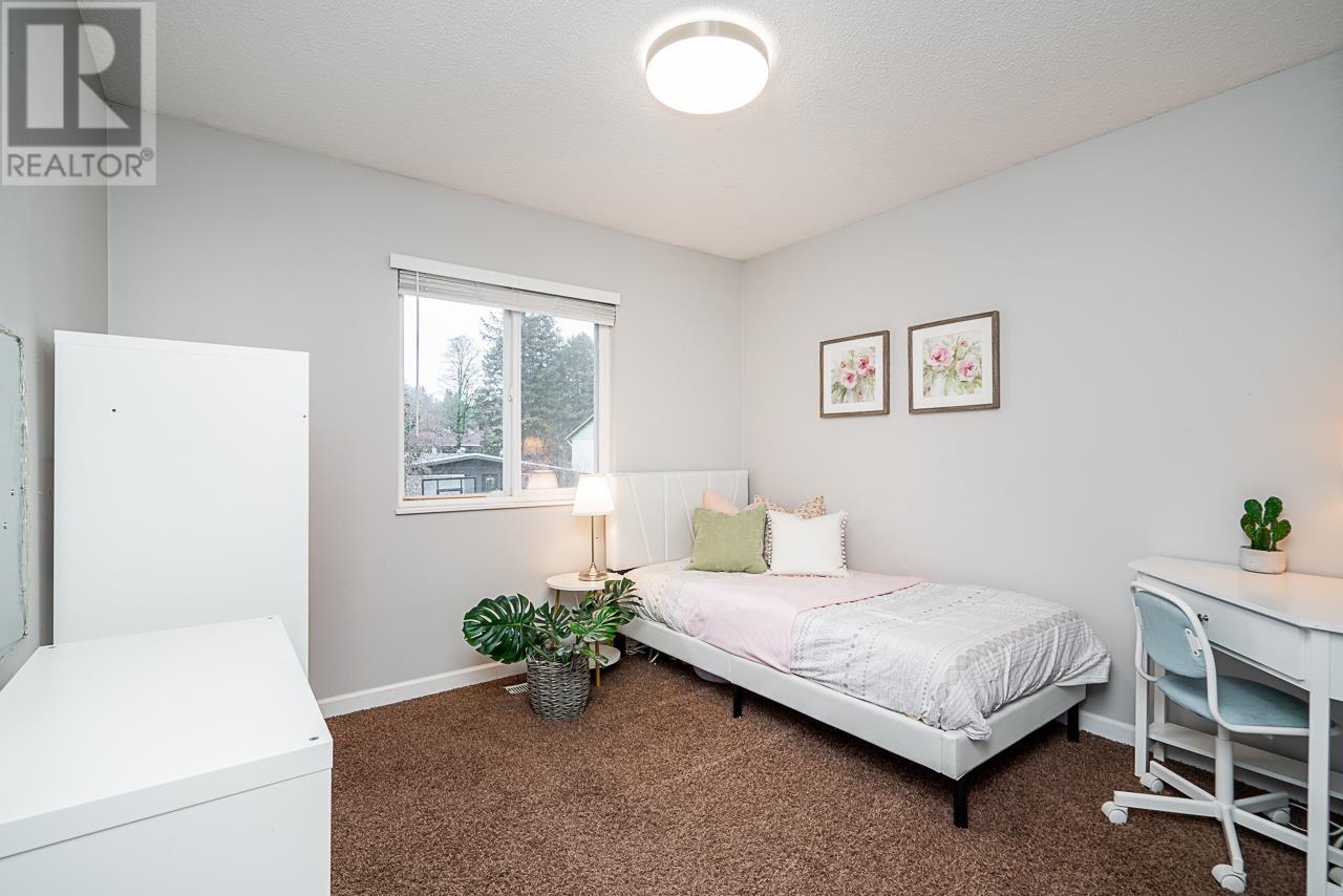 3812 Richmond Street, Port Coquitlam, British Columbia  V3B 3E8 - Photo 10 - R2968652