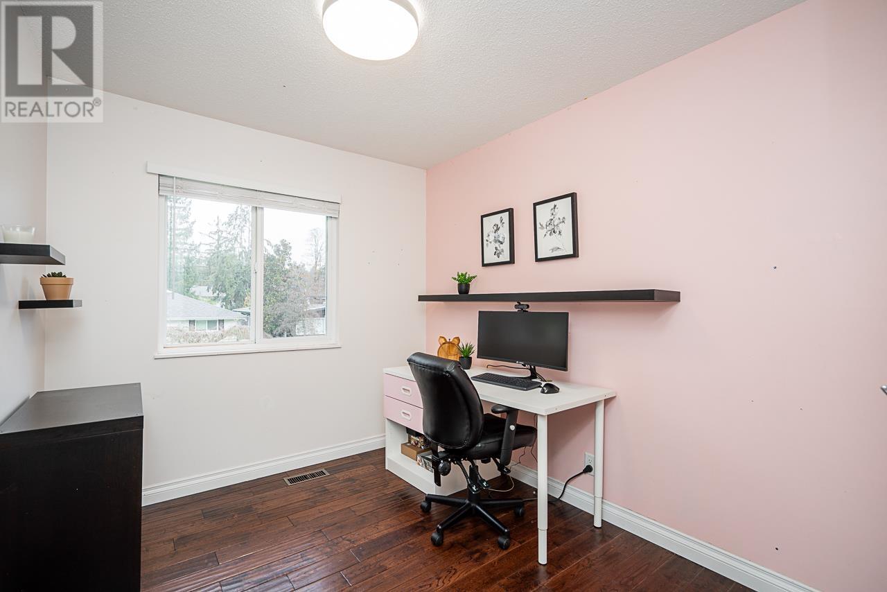 3812 Richmond Street, Port Coquitlam, British Columbia  V3B 3E8 - Photo 12 - R2968652