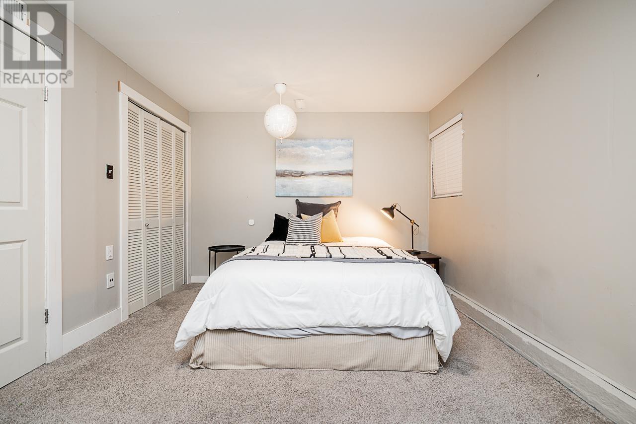 3812 Richmond Street, Port Coquitlam, British Columbia  V3B 3E8 - Photo 16 - R2968652