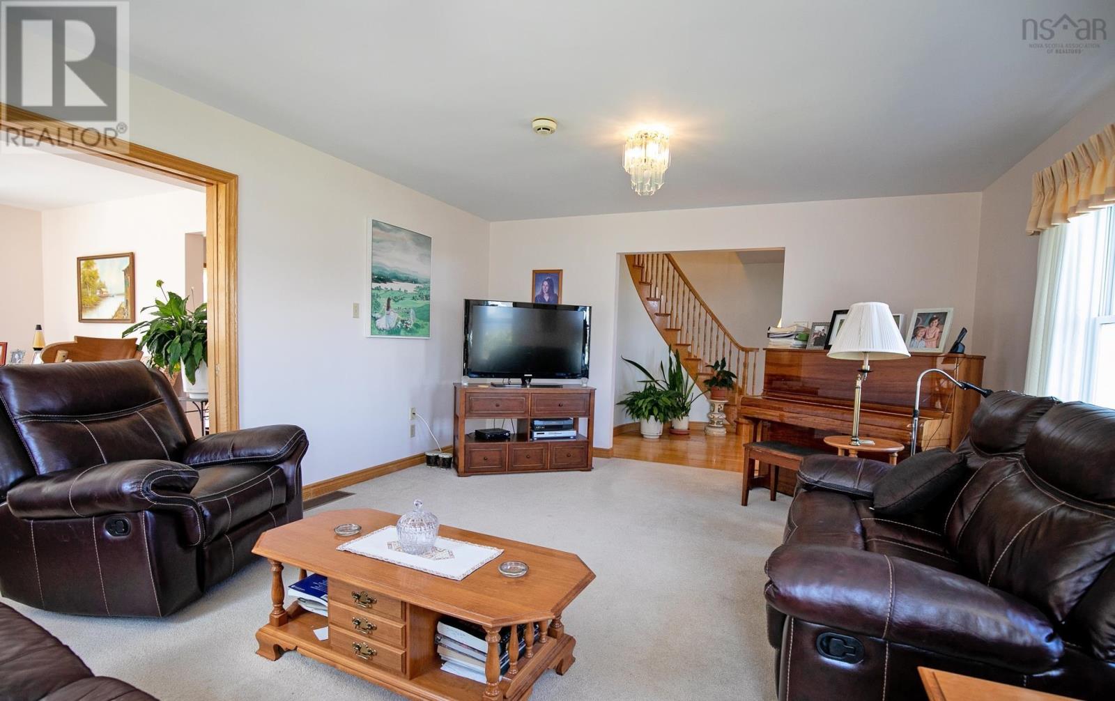 21 Marshview Drive, Amherst, Nova Scotia  B4H 4B3 - Photo 16 - 202503285