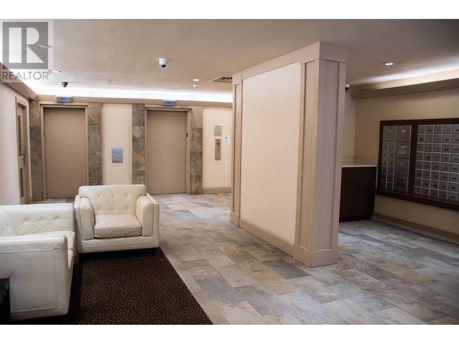 Listing Picture 36 of 36 : 1301 3970 CARRIGAN COURT, Burnaby / 本拿比 - 魯藝地產 Yvonne Lu Group - MLS Medallion Club Member
