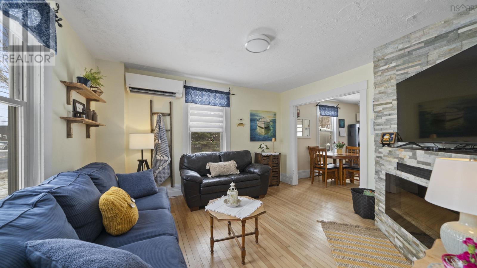 20 Brunswick Street, Truro, Nova Scotia  B2N 2G7 - Photo 4 - 202503288