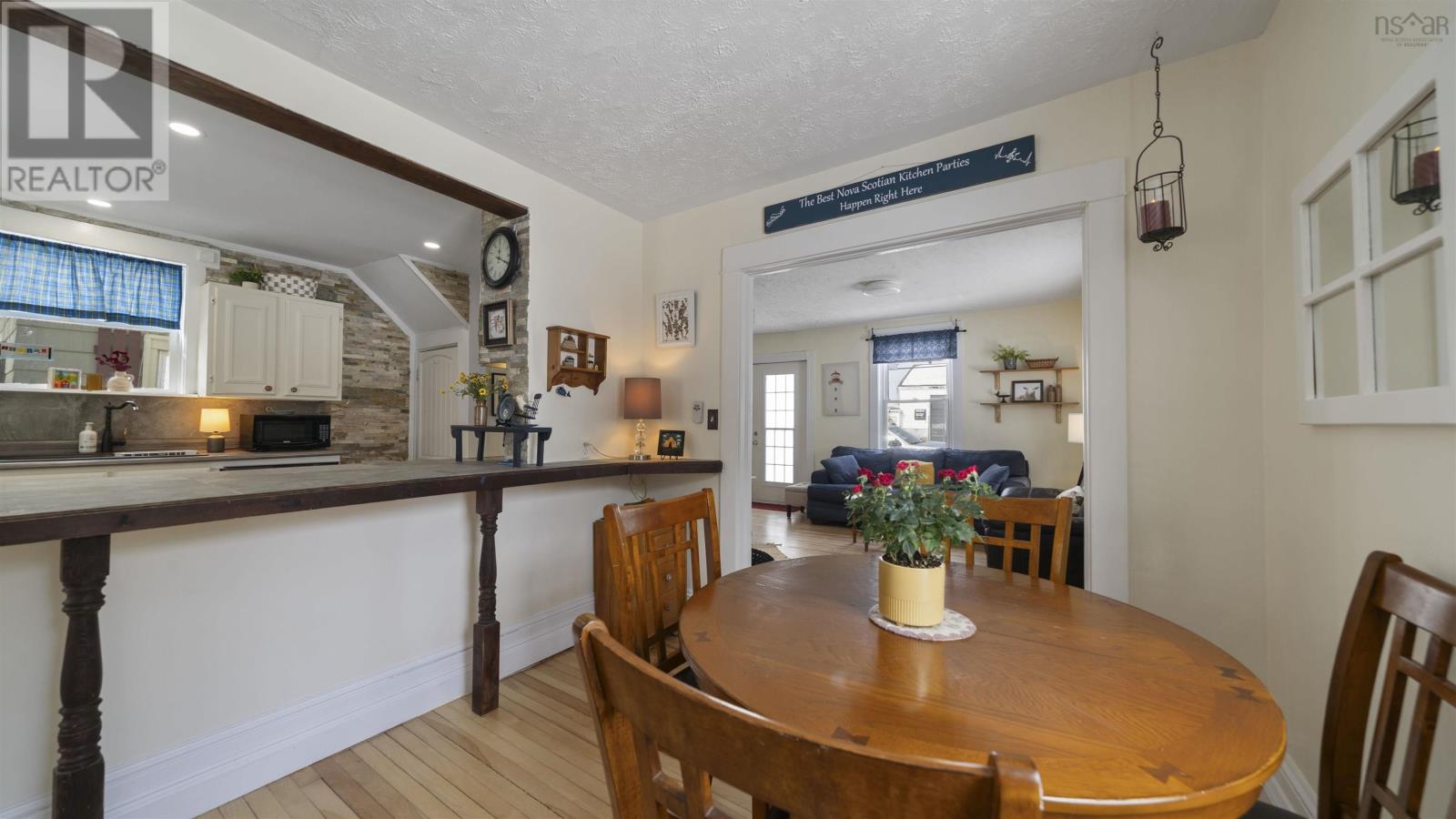 20 Brunswick Street, Truro, Nova Scotia  B2N 2G7 - Photo 9 - 202503288